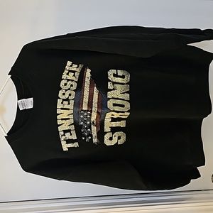 Gildan Tennessee Strong Sweatshirt. Size XL. Navy